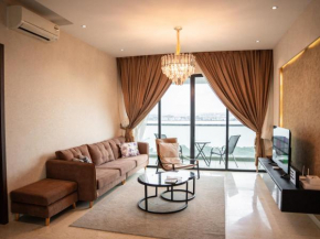 Homely Marina View 3BR Permas w Bathtub & Seaview Balcony Permas by Our Stay